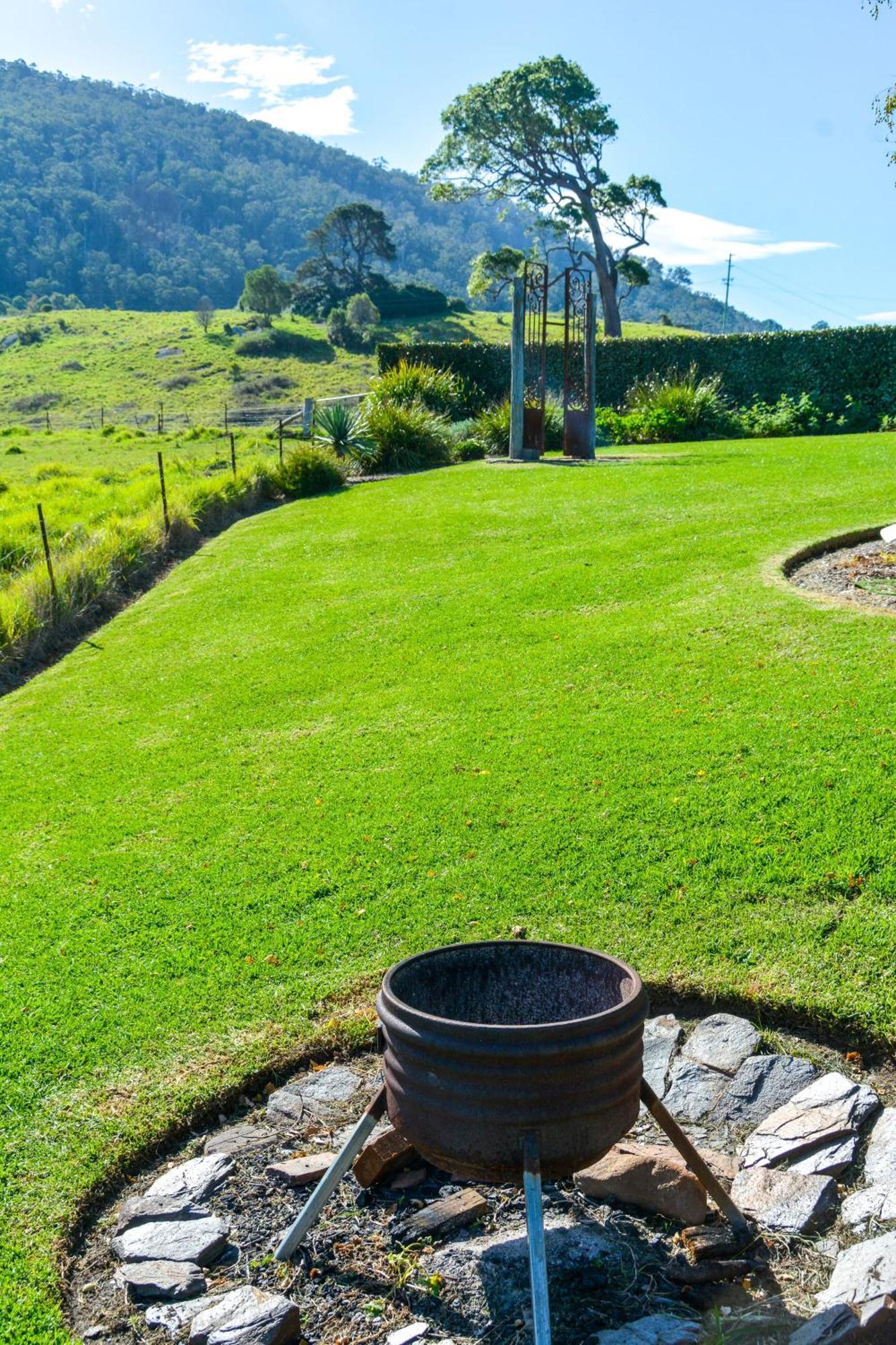 Mountain View - Glamping Tilba Tilba